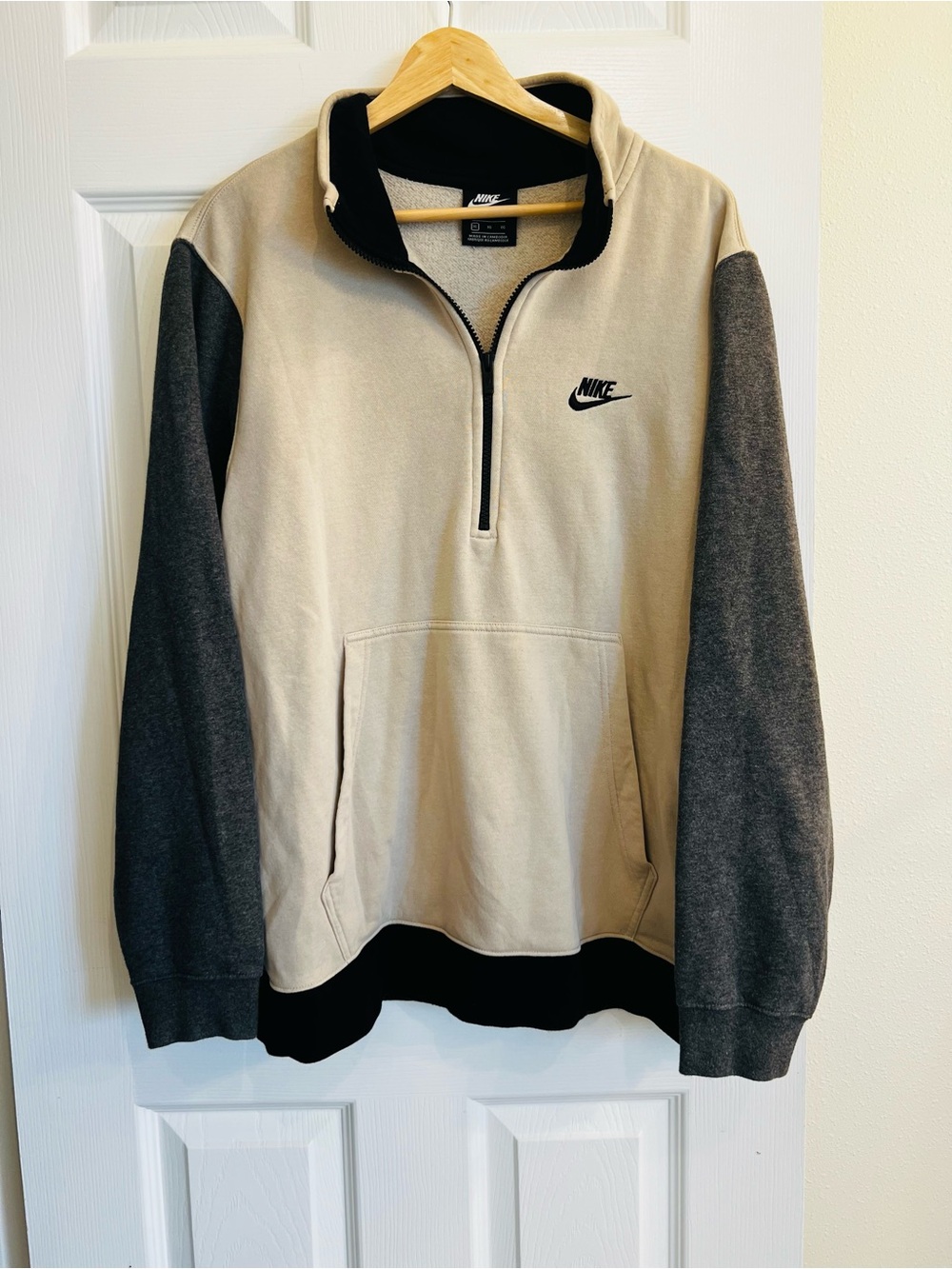Nike Men’s Beige and Charcoal Half-Zip Pullover
